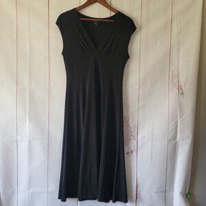 Chaps Midi Dress, Women’s M, Black, Sleeveless, V-Neck, Fitted Top/Flowy Bottom